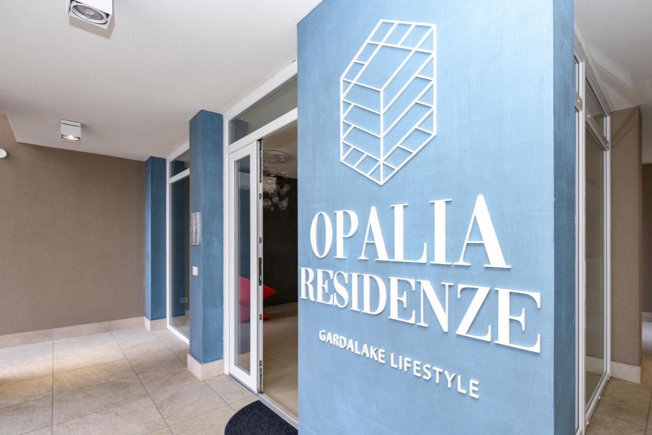 Opalia Residence - Garda Lake Lifestyle Apartment Peschiera del Garda Eksteriør billede