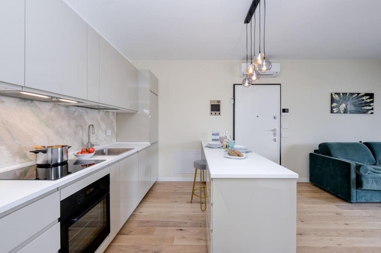 Opalia Residence - Garda Lake Lifestyle Apartment Peschiera del Garda Eksteriør billede