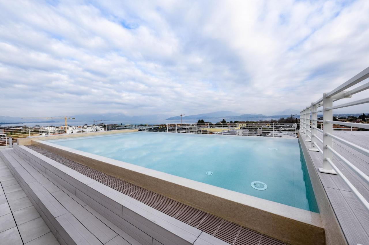 Opalia Residence - Garda Lake Lifestyle Apartment Peschiera del Garda Eksteriør billede