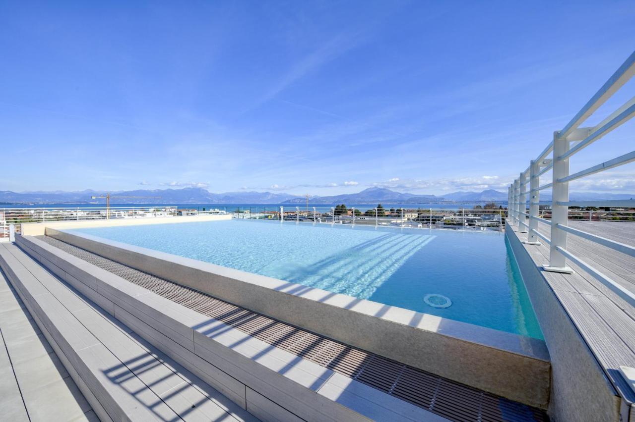 Opalia Residence - Garda Lake Lifestyle Apartment Peschiera del Garda Eksteriør billede