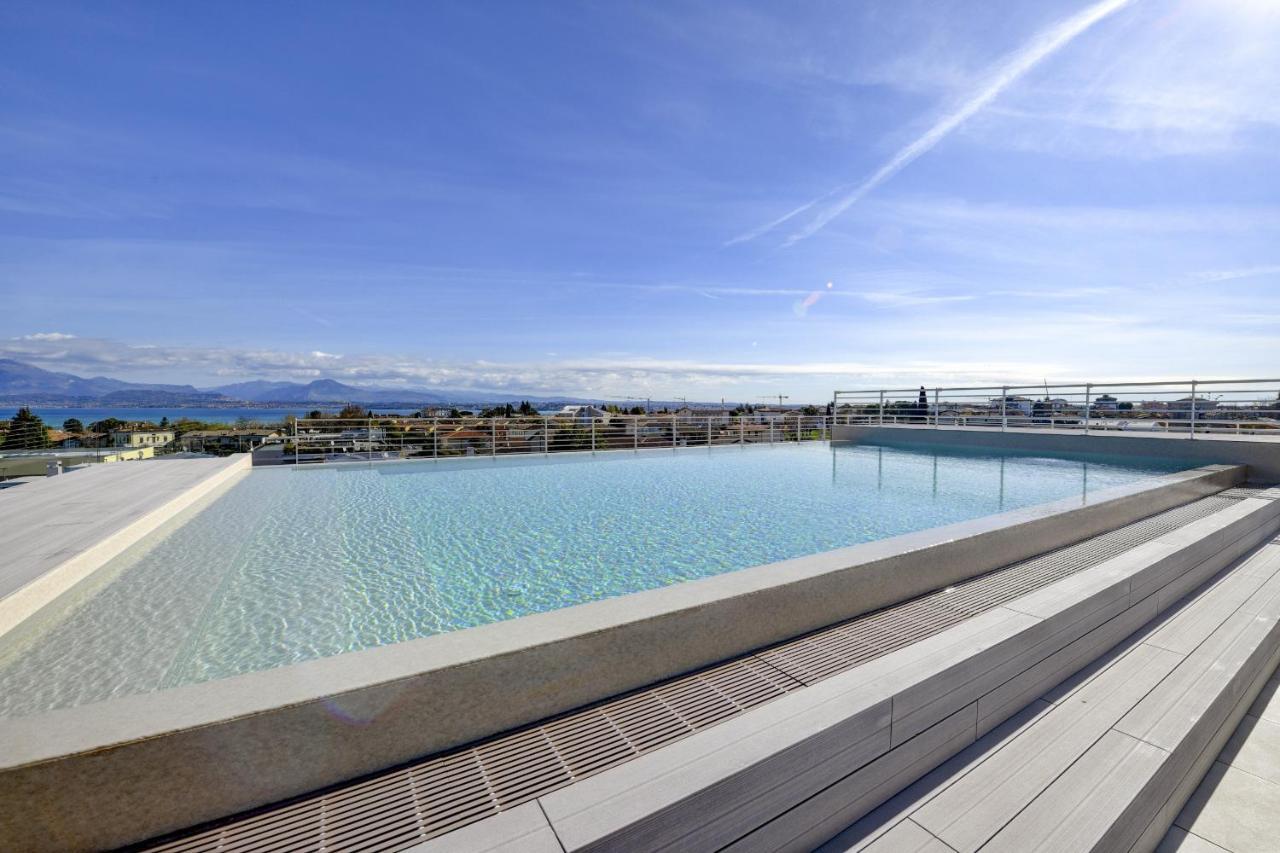 Opalia Residence - Garda Lake Lifestyle Apartment Peschiera del Garda Eksteriør billede